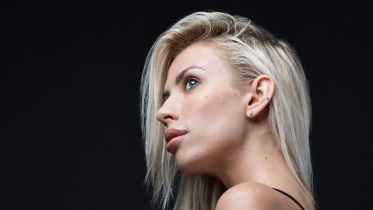 Beautiful blonde woman featuring a chin augmentation at L&P Aesthetics