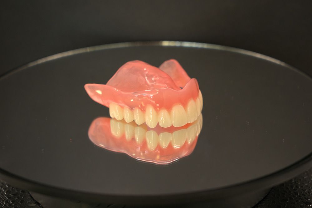 full dentures model