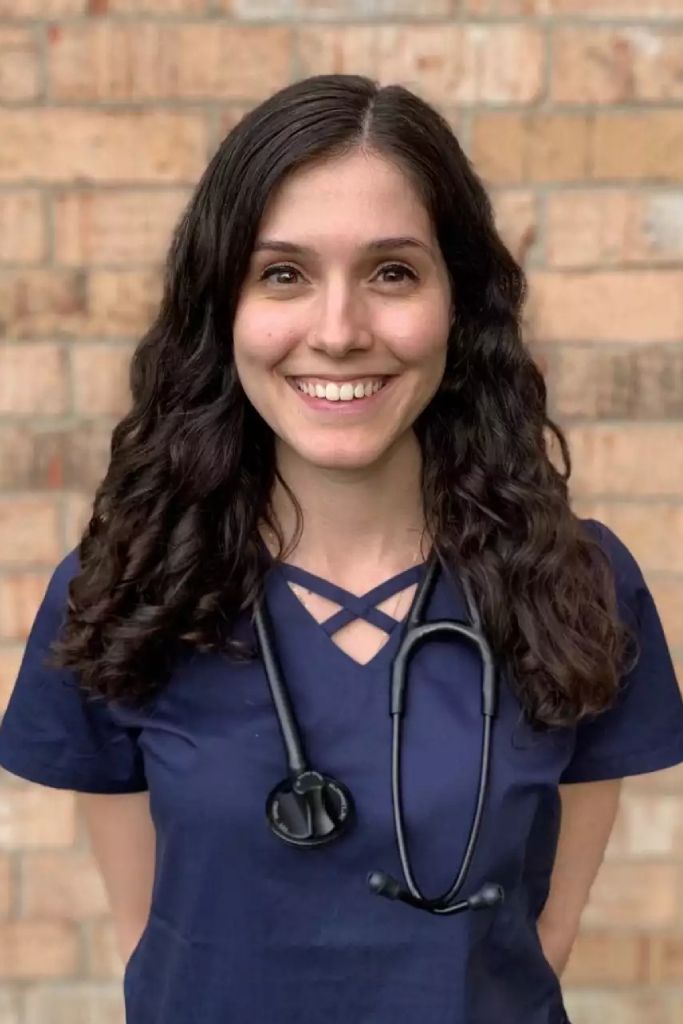 DR. ALYSSA MISTAR - VETERINARIAN