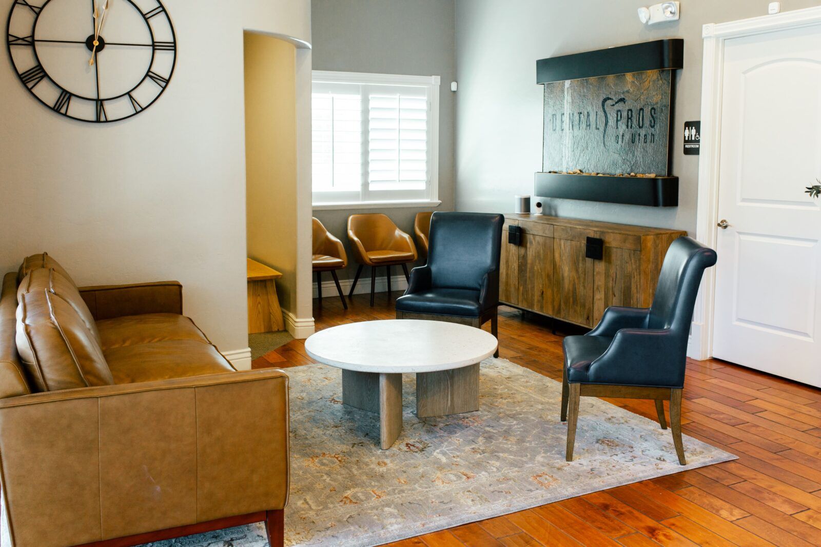 Waiting area - Dental Pros of Utah
