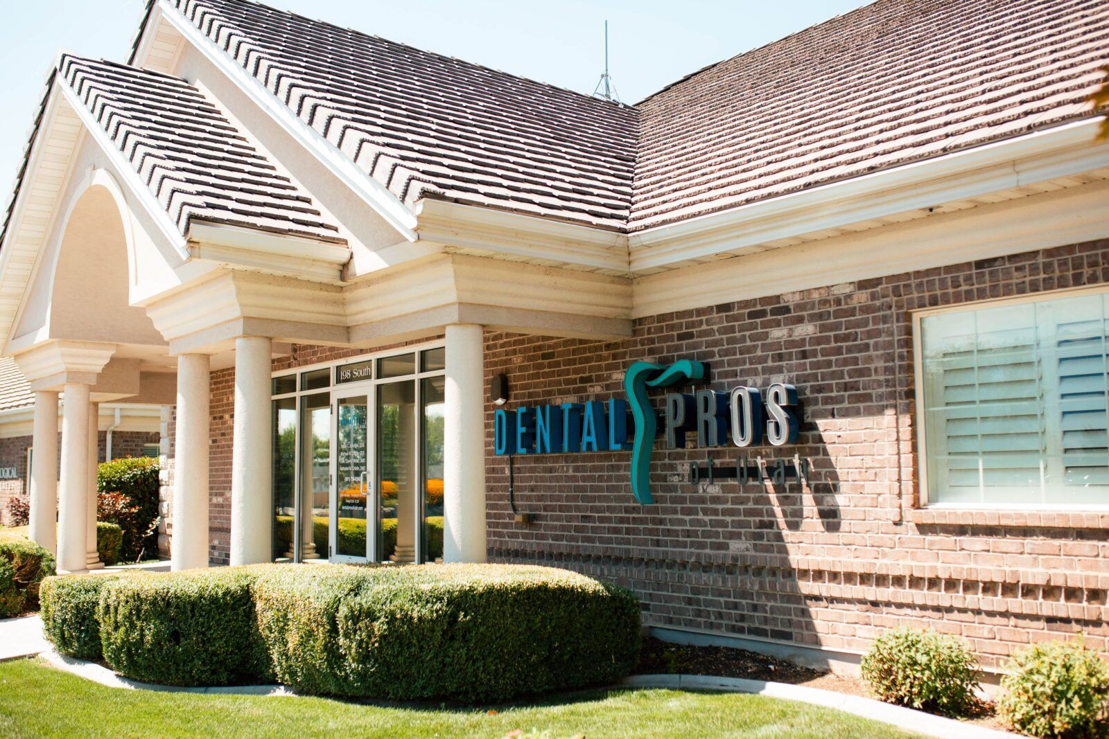 Office Exterior - Dental Pros of Utah