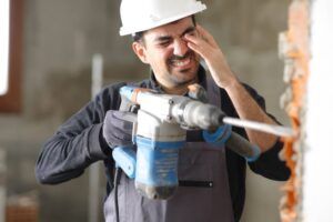 Construction worker suffering accident in an eye