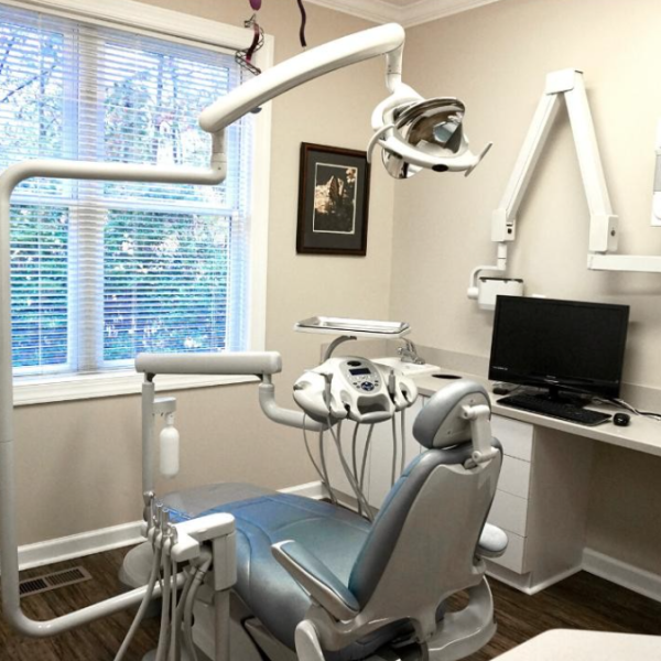 Treatment room - Raleigh Endodontics