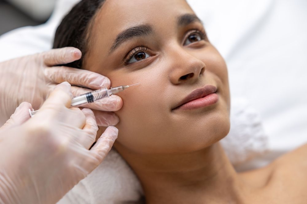 Young,Dark-skinned,Woman,Having,A,Session,Of,Mesotherapy