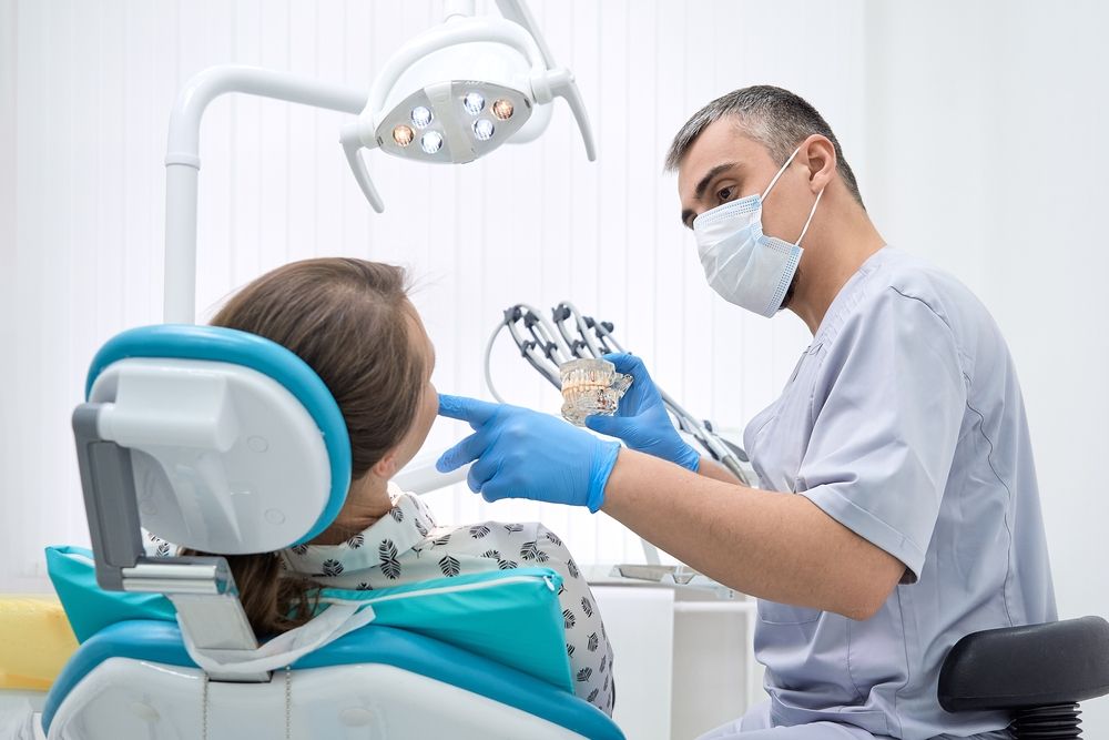 How to Choose the Right Implant Dentist: Key Questions to Ask